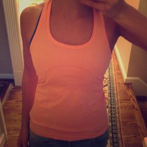 Lululemon neon pink tank swiftly tech